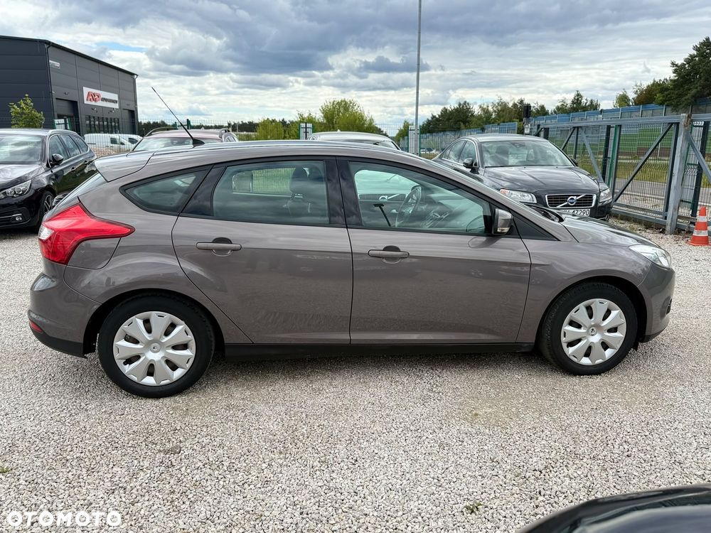 Ford Focus - 18