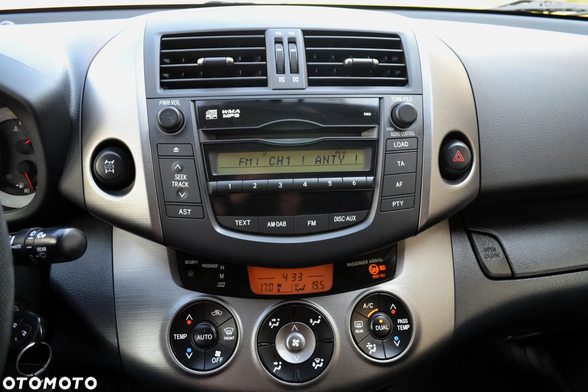 Toyota RAV4 2.0 VVT-i Premium - 16