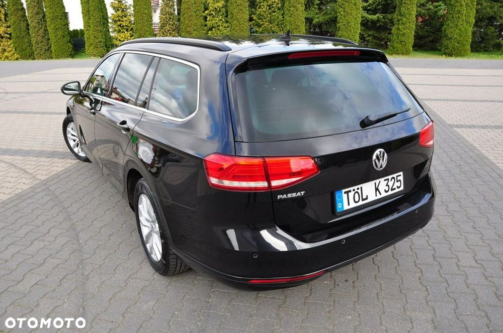 Volkswagen Passat Variant 2.0 TDI BMT Highline - 24