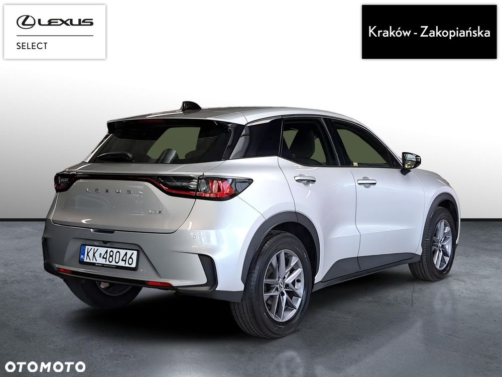 Lexus LBX 1.5 Hybrid - 10