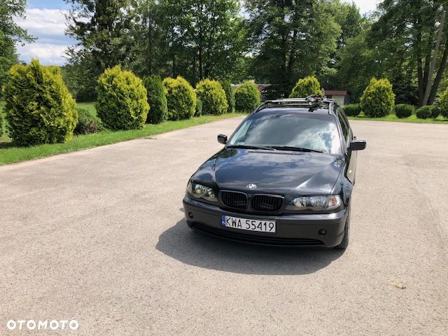 BMW Seria 3 318i - 4