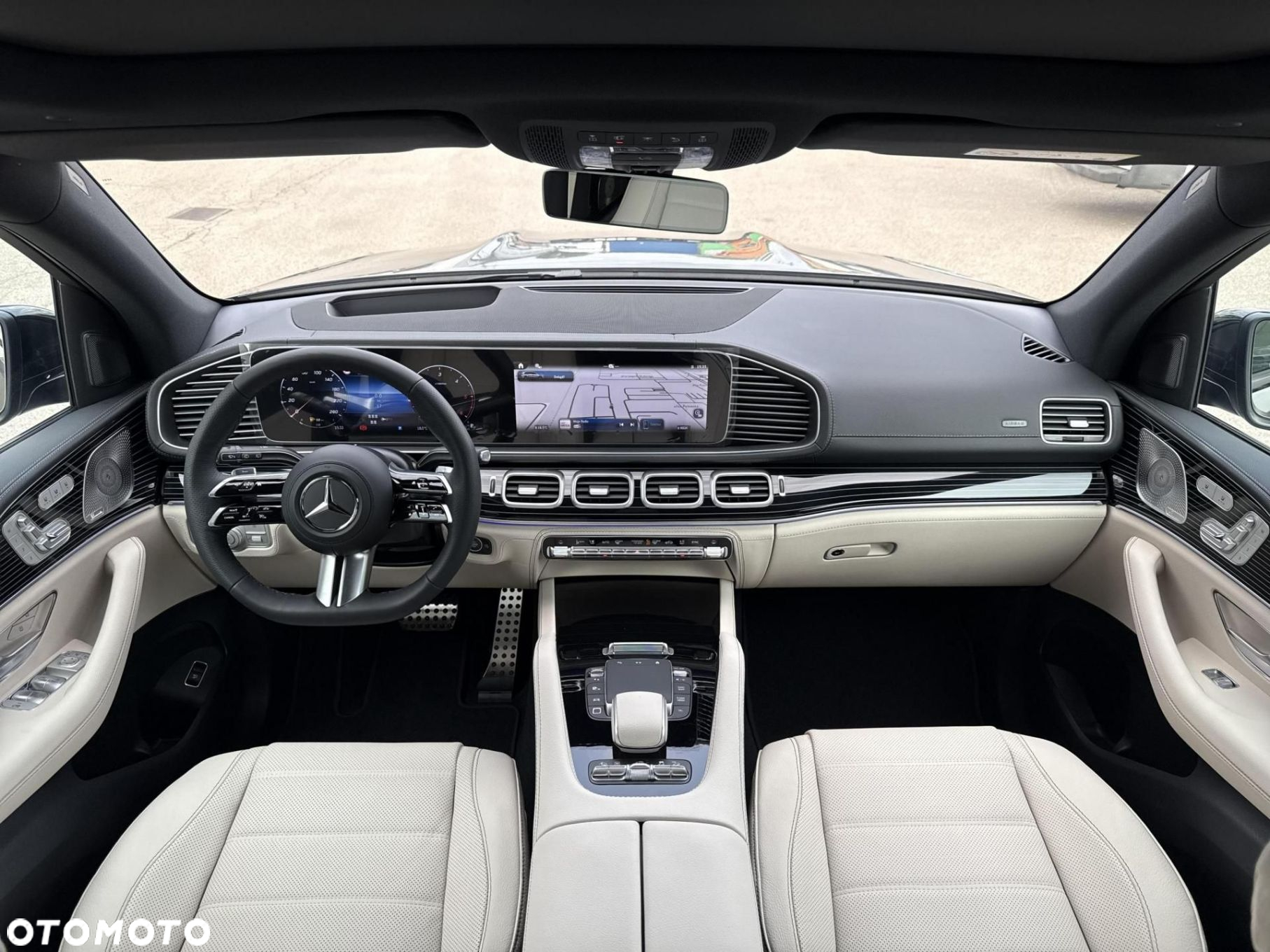 Mercedes-Benz GLS - 19