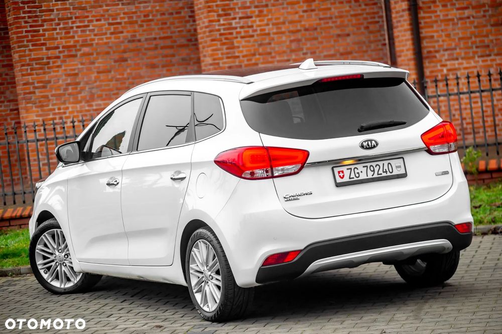 Kia Carens 1.7 CRDi Business Line 7os 7DCT - 11