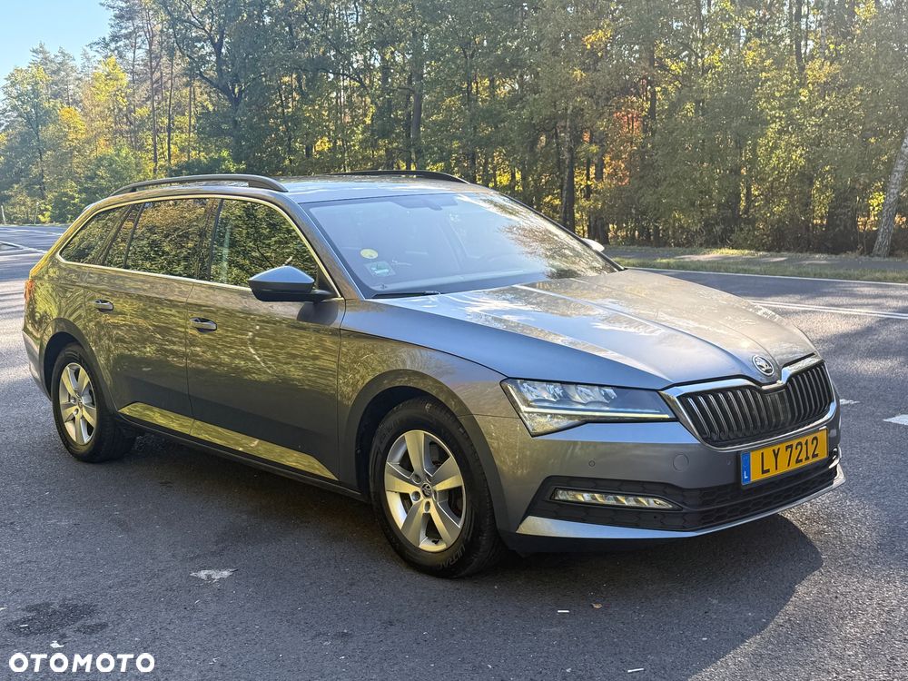 Skoda Superb 2.0 TDI DSG Premium Edition - 40