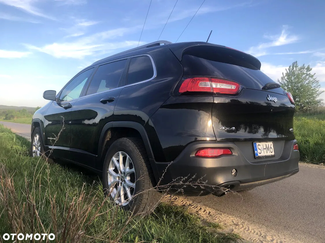 Jeep Cherokee - 11