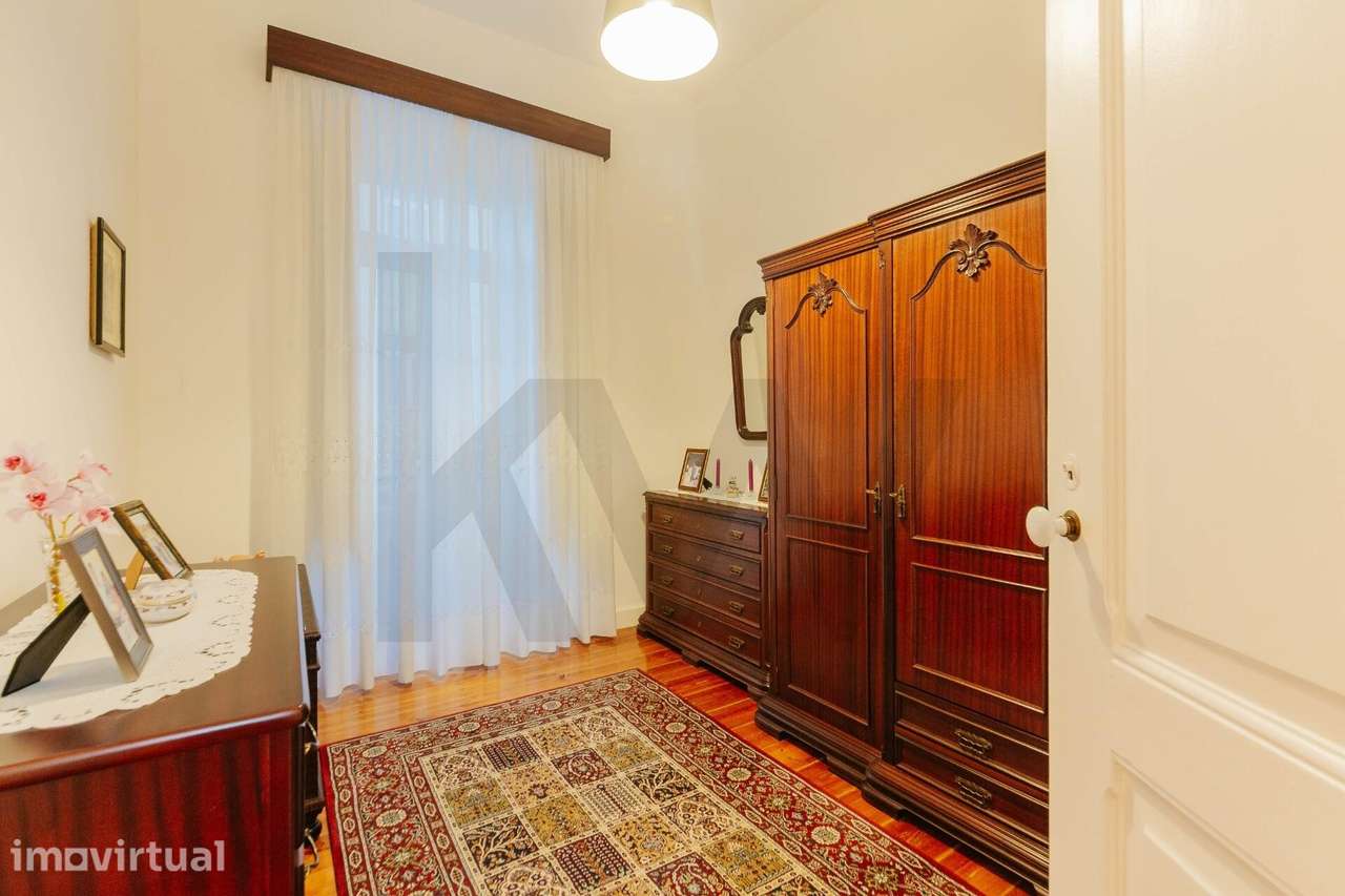 CHARME  T3  CLÁSSICO [ bairro das colónias ] - 100% RENOVADO - Grande imagem: 4/35