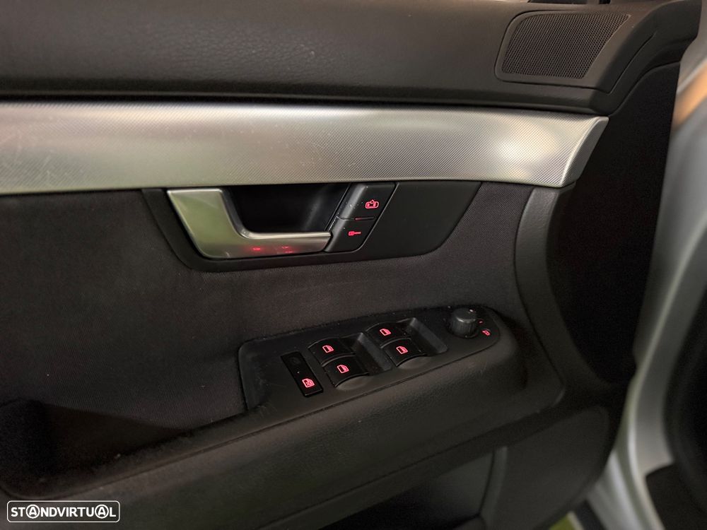 Audi A4 Avant 2.0 TDI DPF - 15