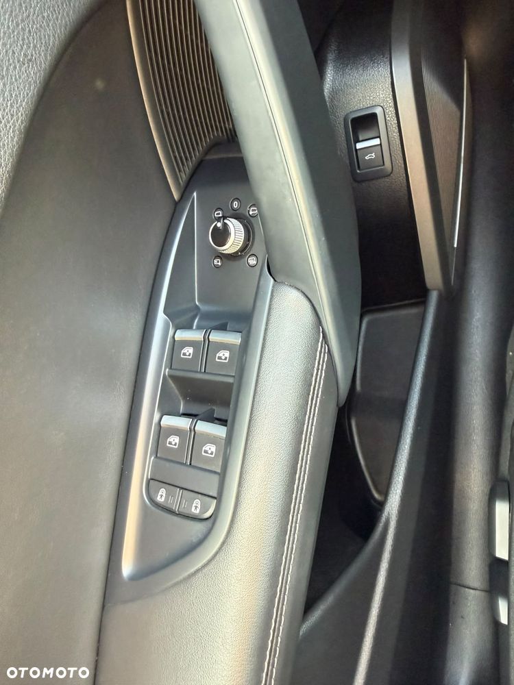Audi Q5 45 TFSI quattro S tronic S line - 28
