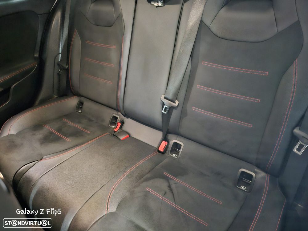 Mercedes-Benz A 180 d AMG Line Aut. - 29