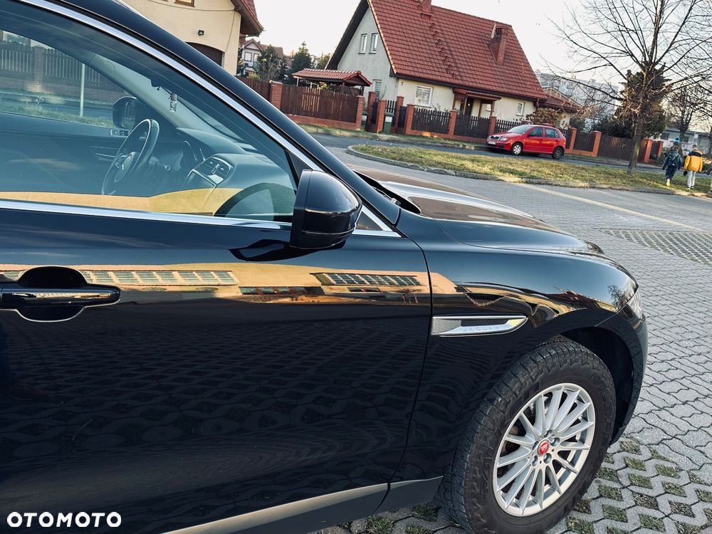 Jaguar F-Pace 2.0 i4D AWD Prestige - 19