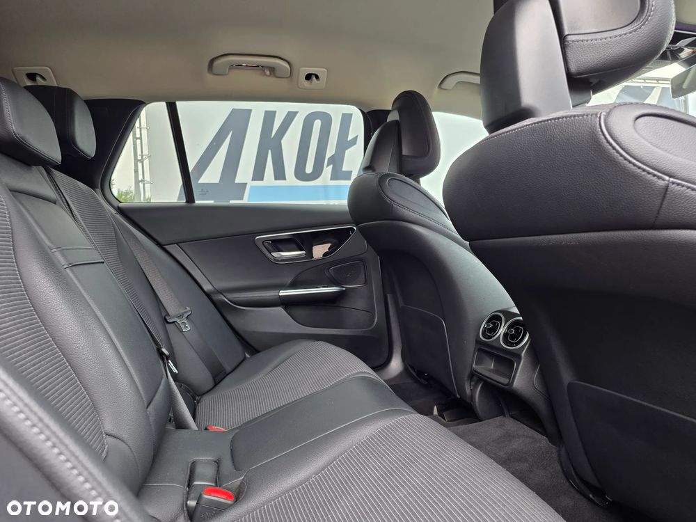 Mercedes-Benz Klasa C 220 d 4Matic 9G-TRONIC - 16