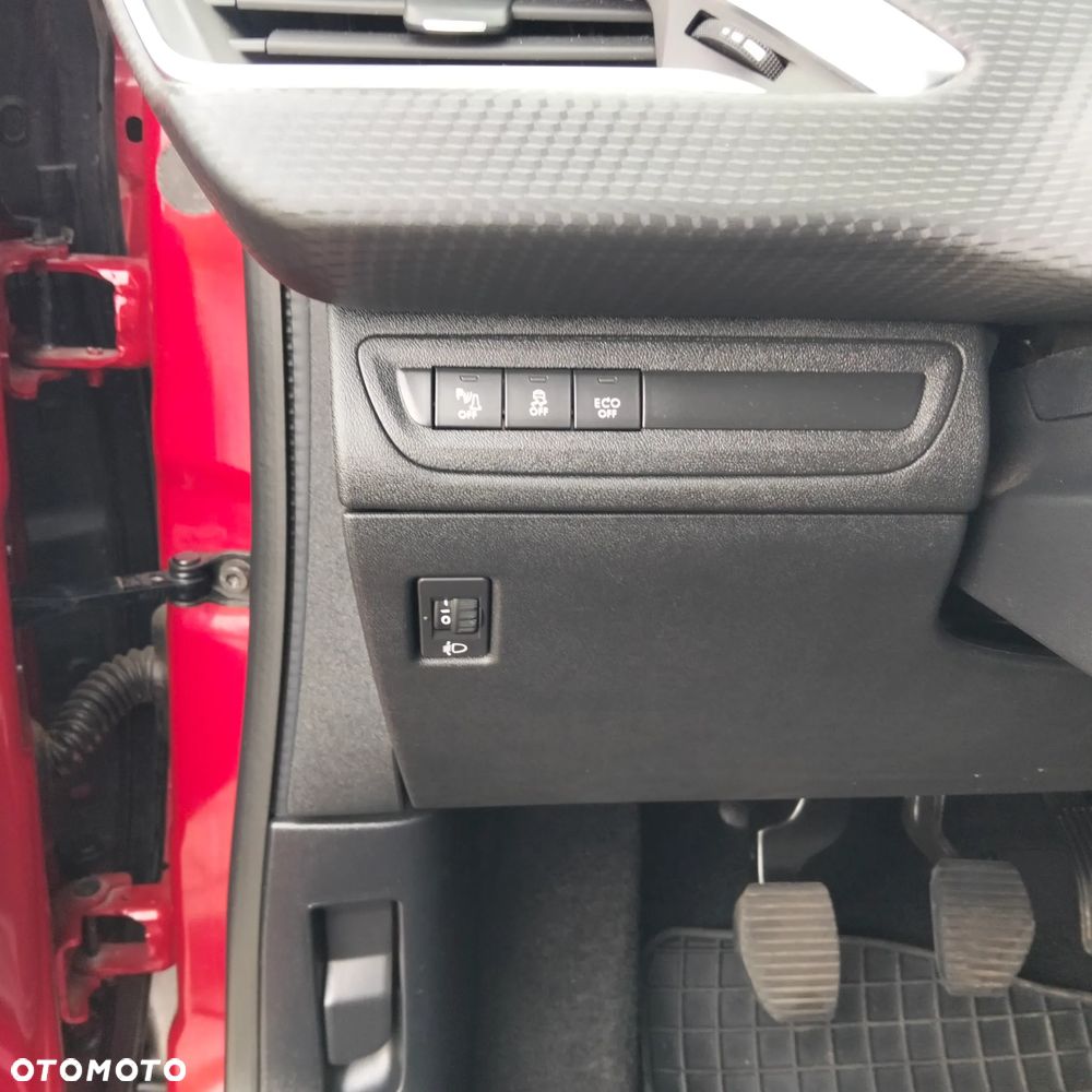 Peugeot 2008 PureTech 130 GPF Stop&Start Crossway - 16