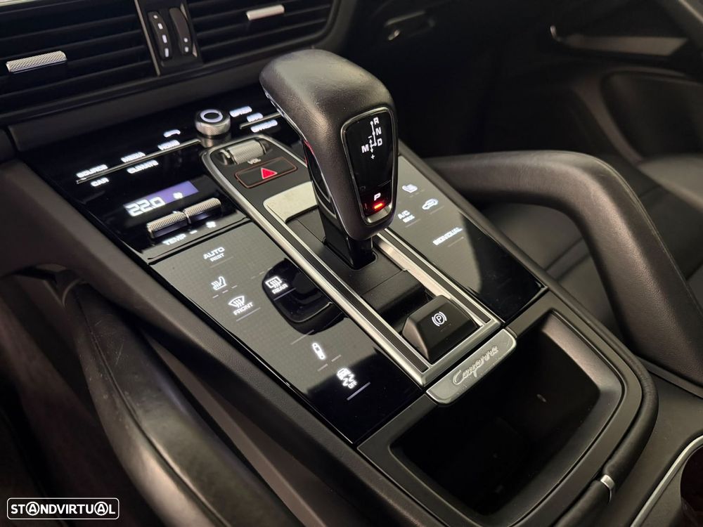 Porsche Cayenne Coupé E-Hybrid Platinum Edition - 17