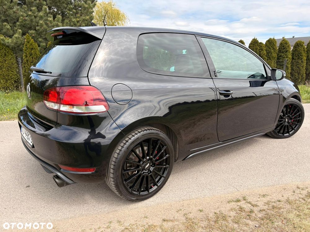 Volkswagen Golf 2.0 GTI DSG - 18