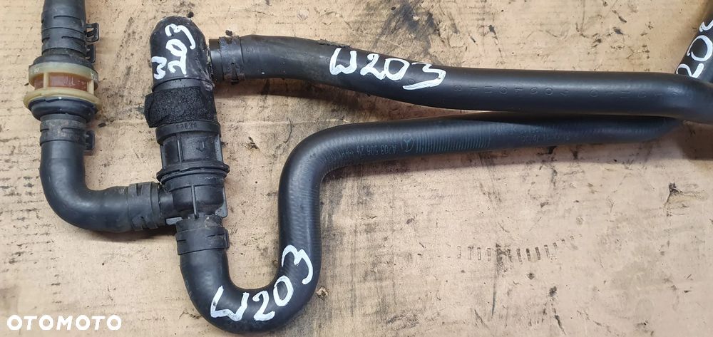 Rura wąż przewód wody Mercedes W203 A2035061635 A2035061735 - 7
