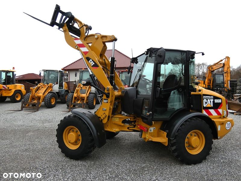 Caterpillar CAT 906M z Niemiec / 2018r / Super Stan / - 39