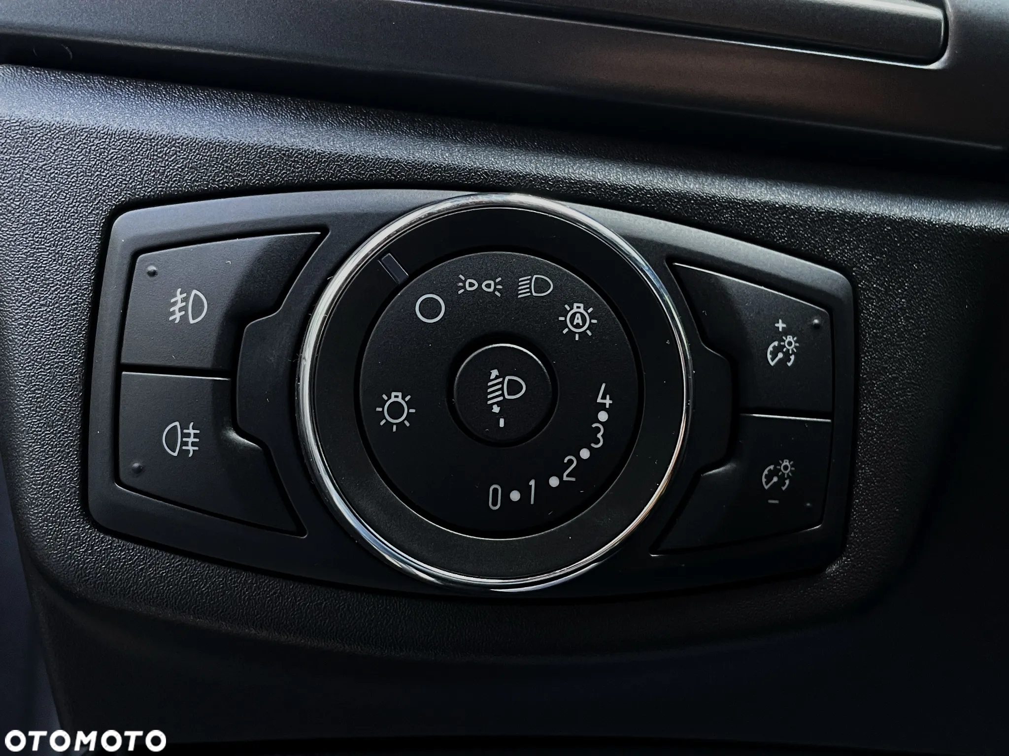 Ford Mondeo 2.0 TDCi Titanium PowerShift - 31