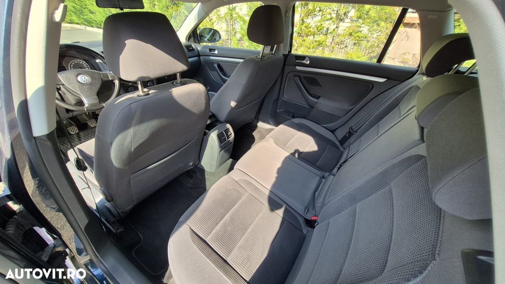 Volkswagen Golf 1.6 Comfortline - 2