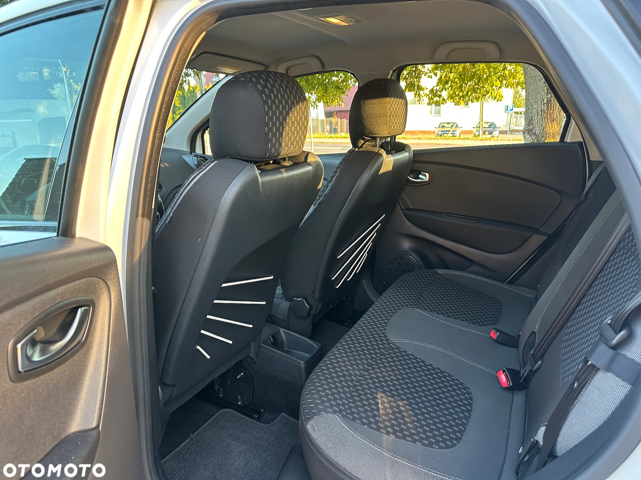 Renault Captur ENERGY TCe 90 Start&Stop Luxe - 30