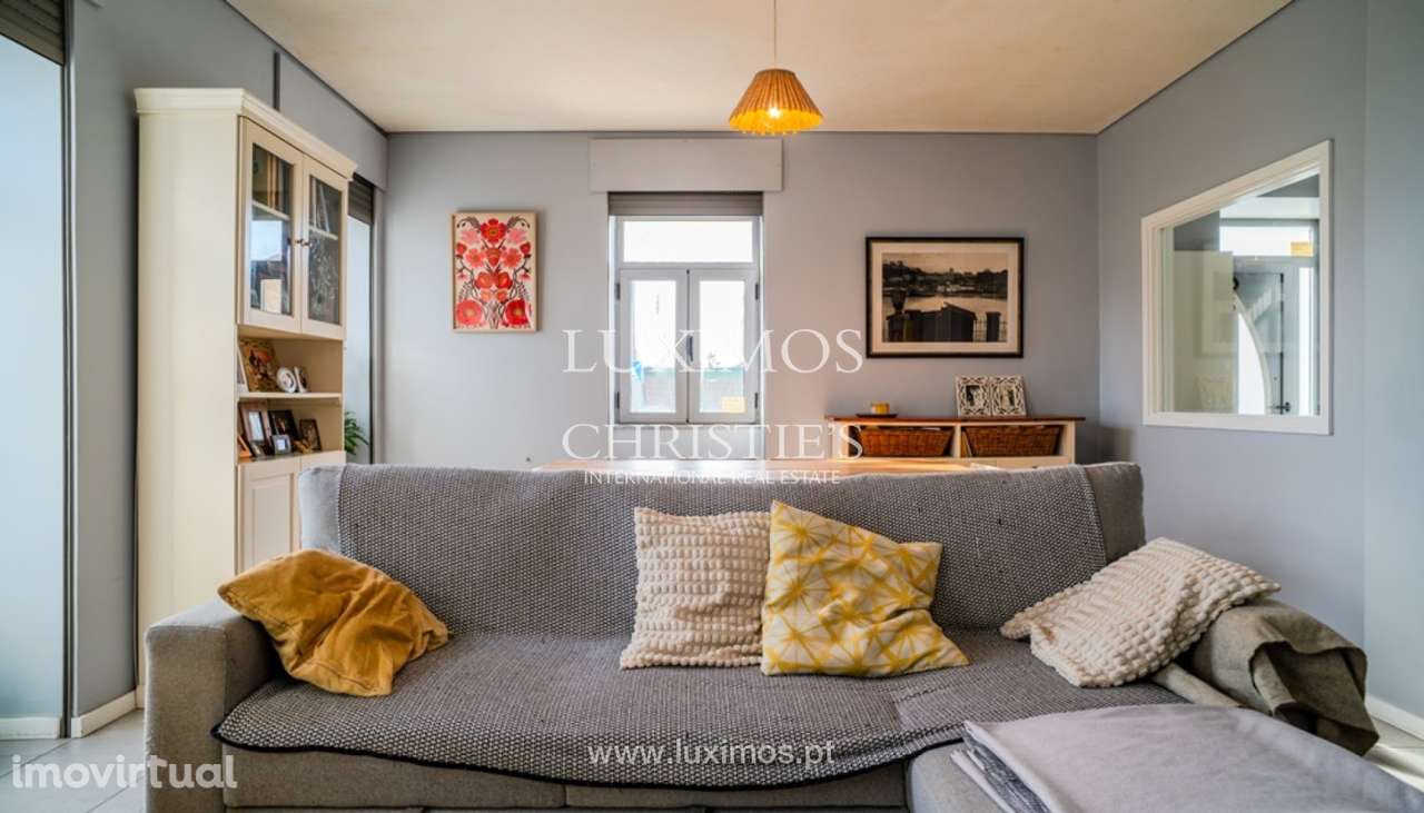 Moradia V4 com jardim para venda em Arcozelo, Vila Nova de Gaia - Grande imagem: 3/23