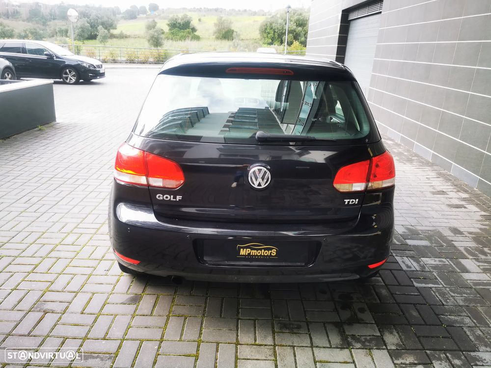 VW Golf 1.6 TDi Confortline - 14