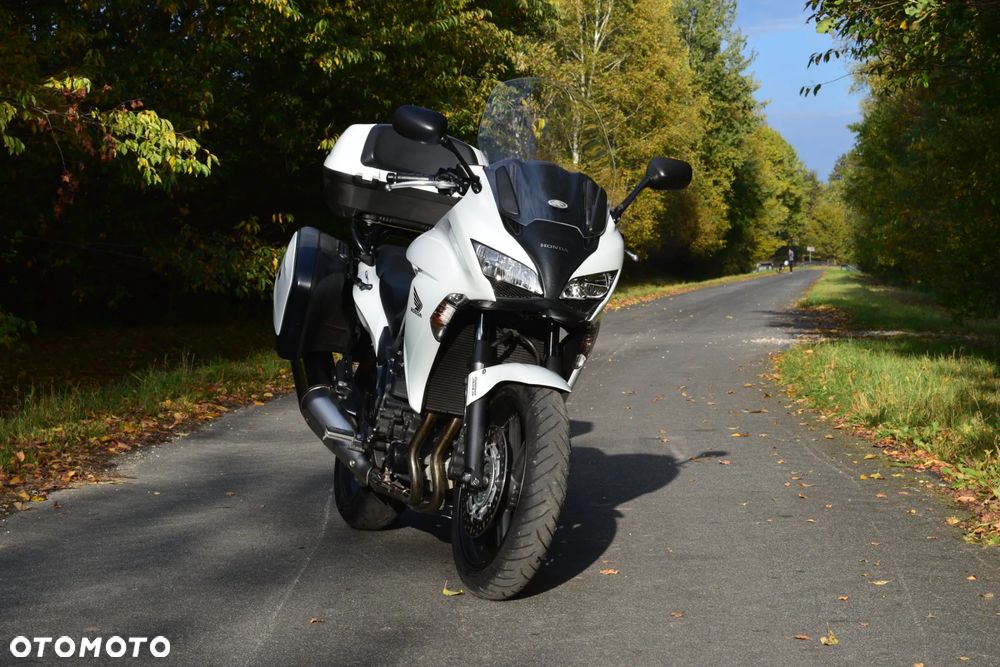 Honda CBF - 30
