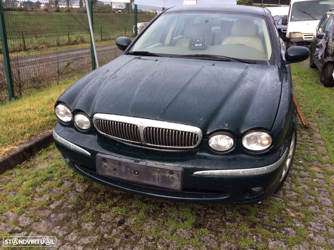 Jaguar Xtype às peças - 1