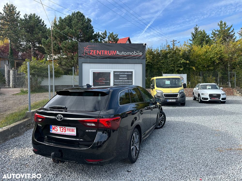 Toyota Avensis 1.6 D-4D Executive - 3