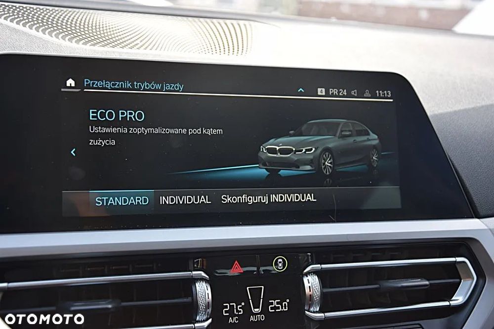 BMW Seria 3 318d Sport Line - 21