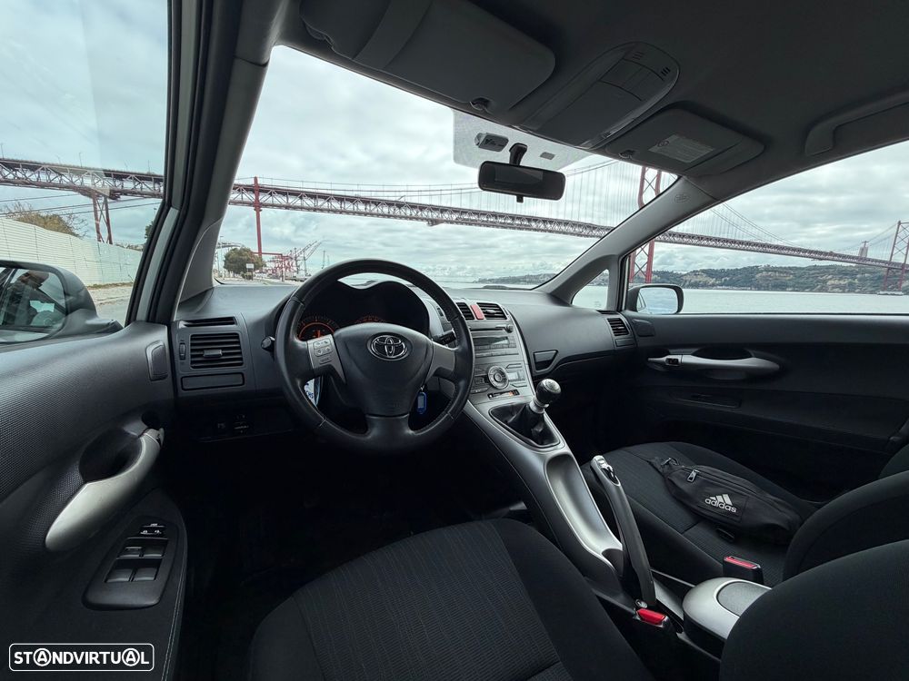 Toyota Auris 1.4 D-4D Comfort - 12