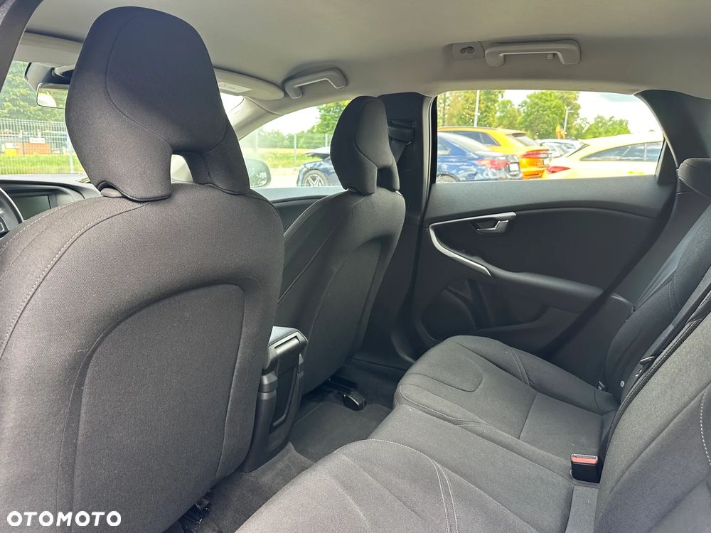 Volvo V40 - 9