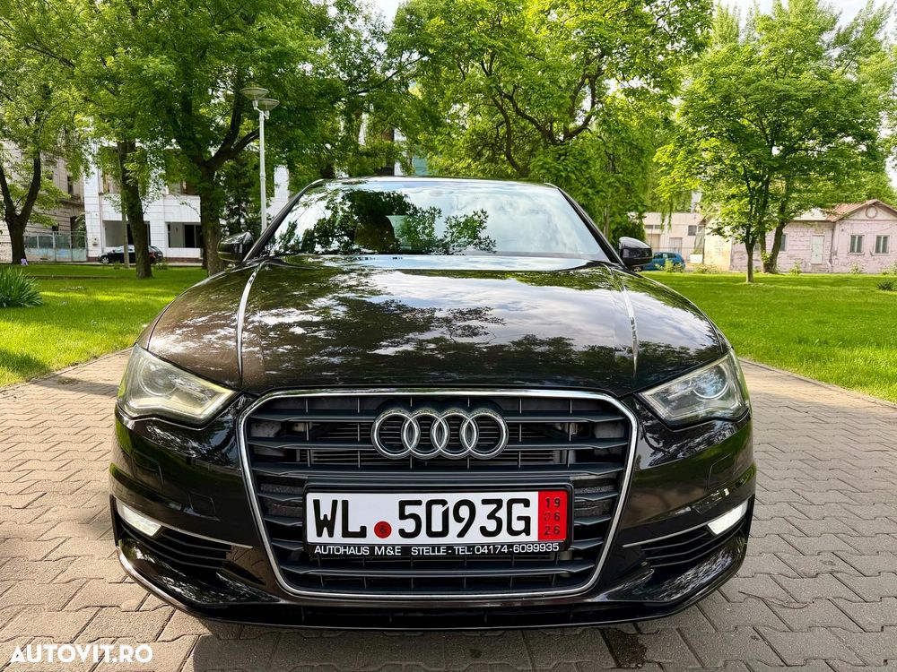 Audi A3 2.0 TDI Stronic Ambiente - 1