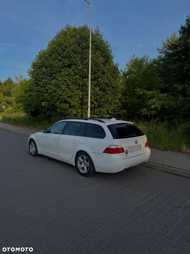 BMW Seria 5 525d - 1
