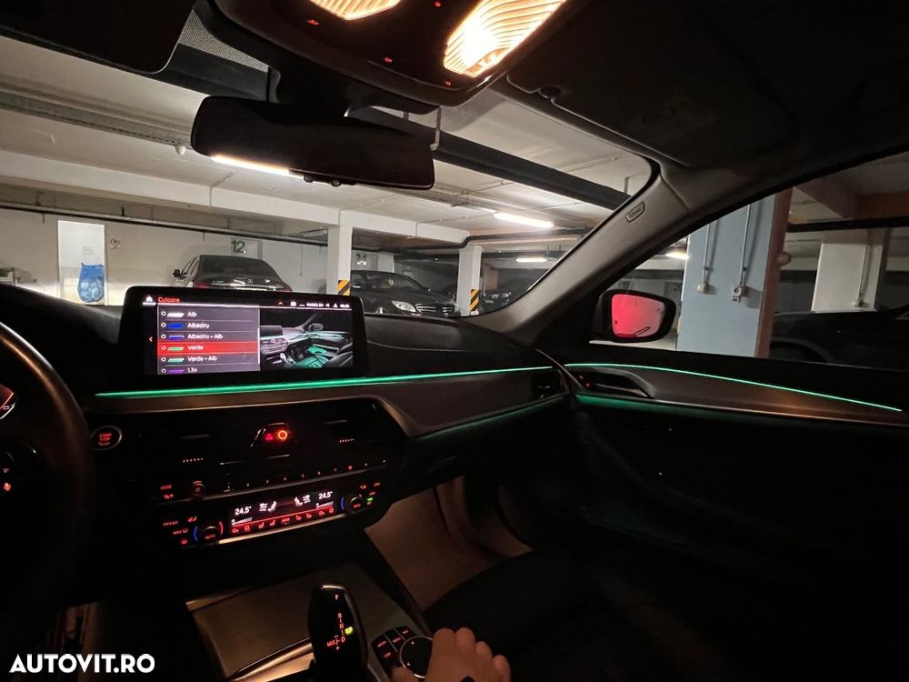 BMW Seria 5 520d AT MHEV - 38