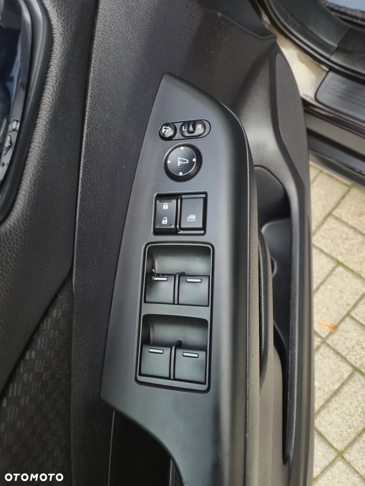 Honda CR-V 2.0i-VTEC 2WD City Edition - 12