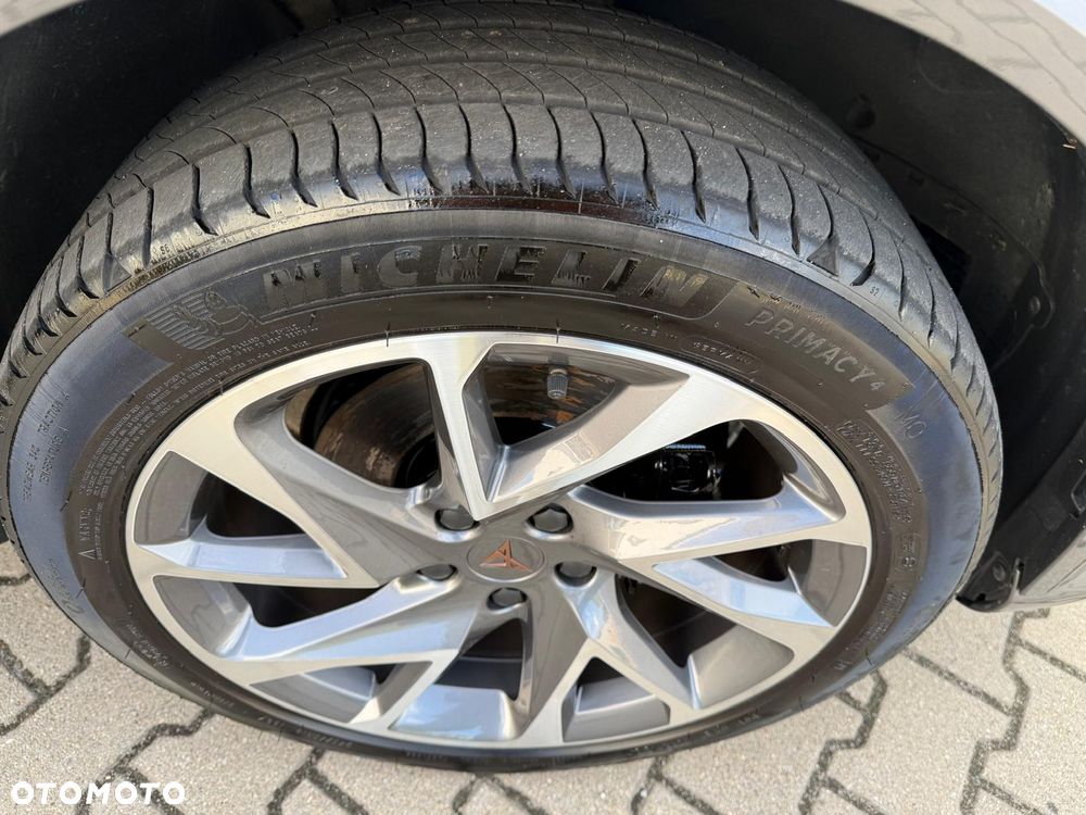 Cupra Formentor 1.4 e-Hybrid DSG Priority - 25