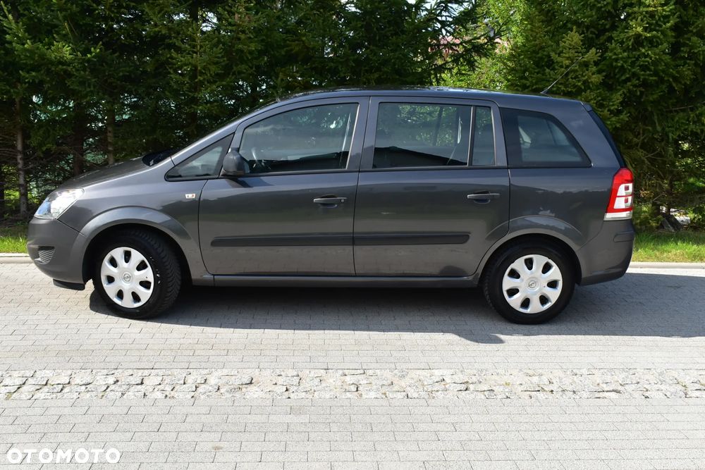 Opel Zafira 1.6 Enjoy - 2
