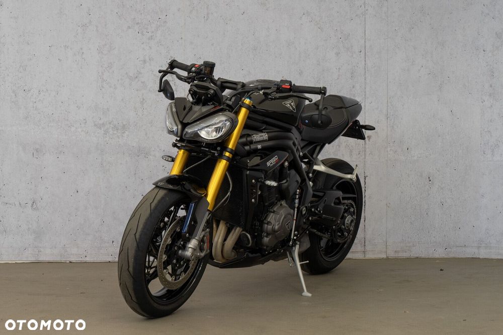 Triumph Speed Triple - 1