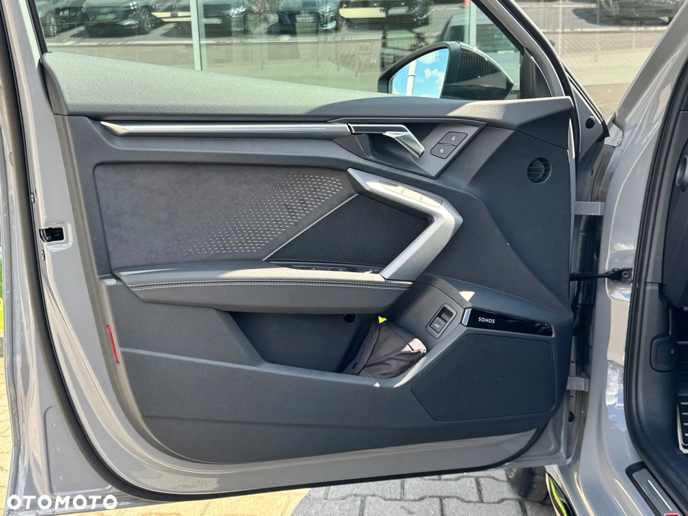 Audi S3 Limousine - 12