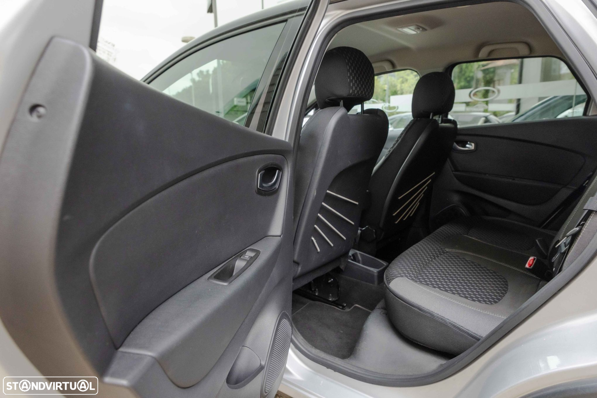 Renault Captur 0.9 TCE Exclusive - 13