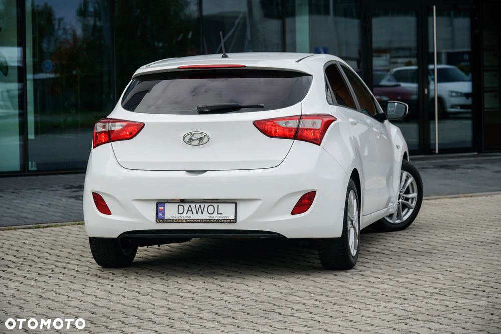 Hyundai i30 1.4 BlueDrive Base - 15