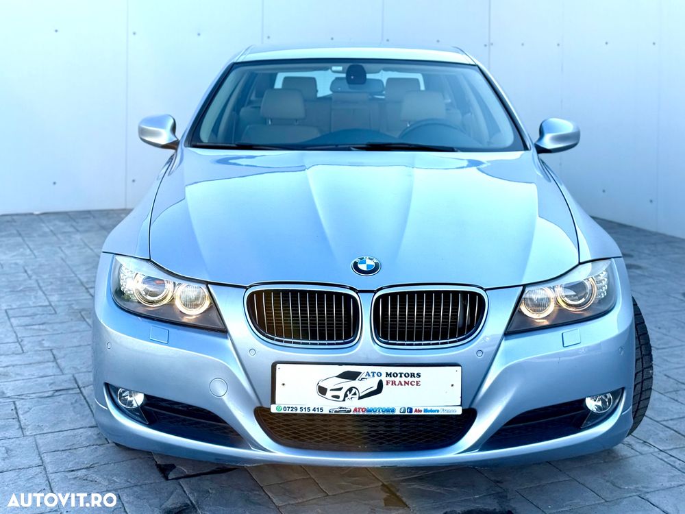 BMW Seria 3 320d xDrive DPF Aut. - 14