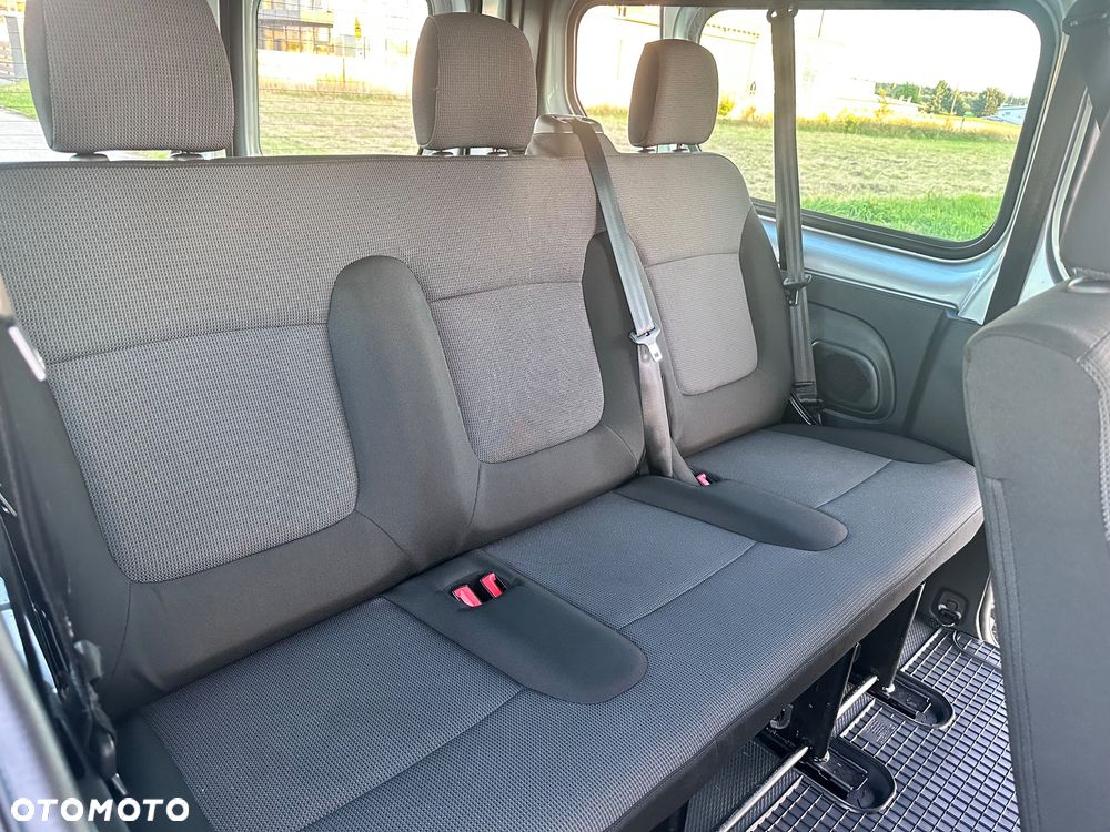 Renault Trafic - 9