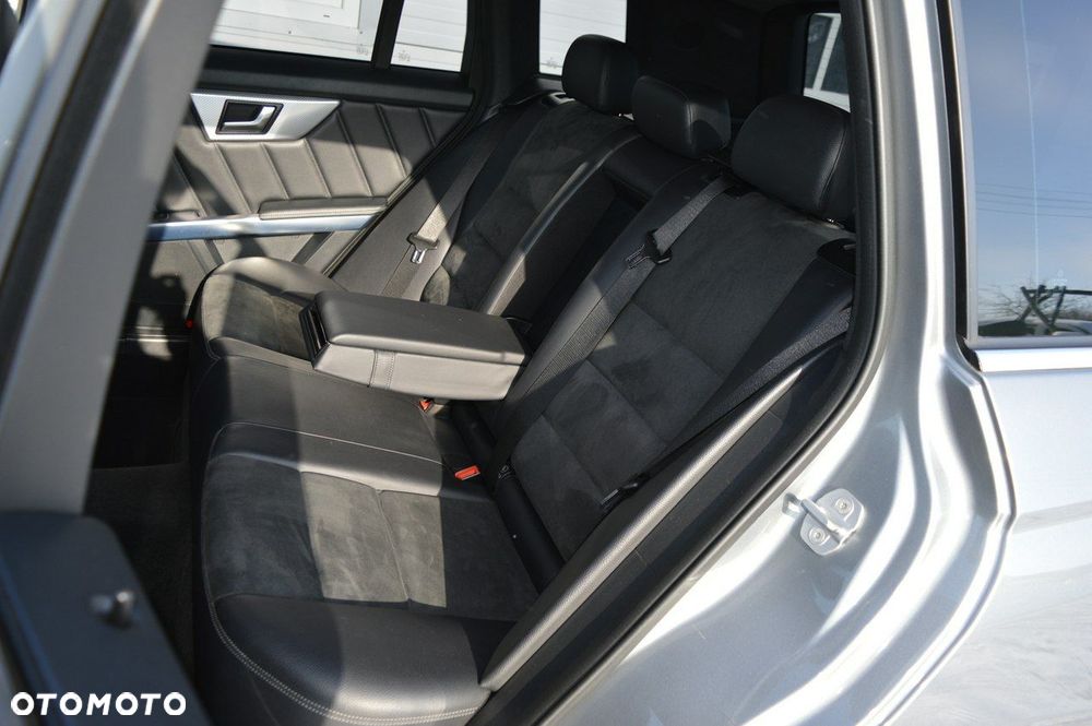 Mercedes-Benz GLK 220 CDI 4Matic (BlueEFFICIENCY) 7G-TRONIC - 32