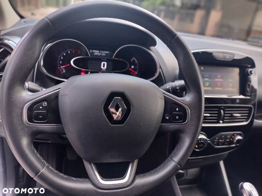 Renault Clio 1.2 16V Limited - 20