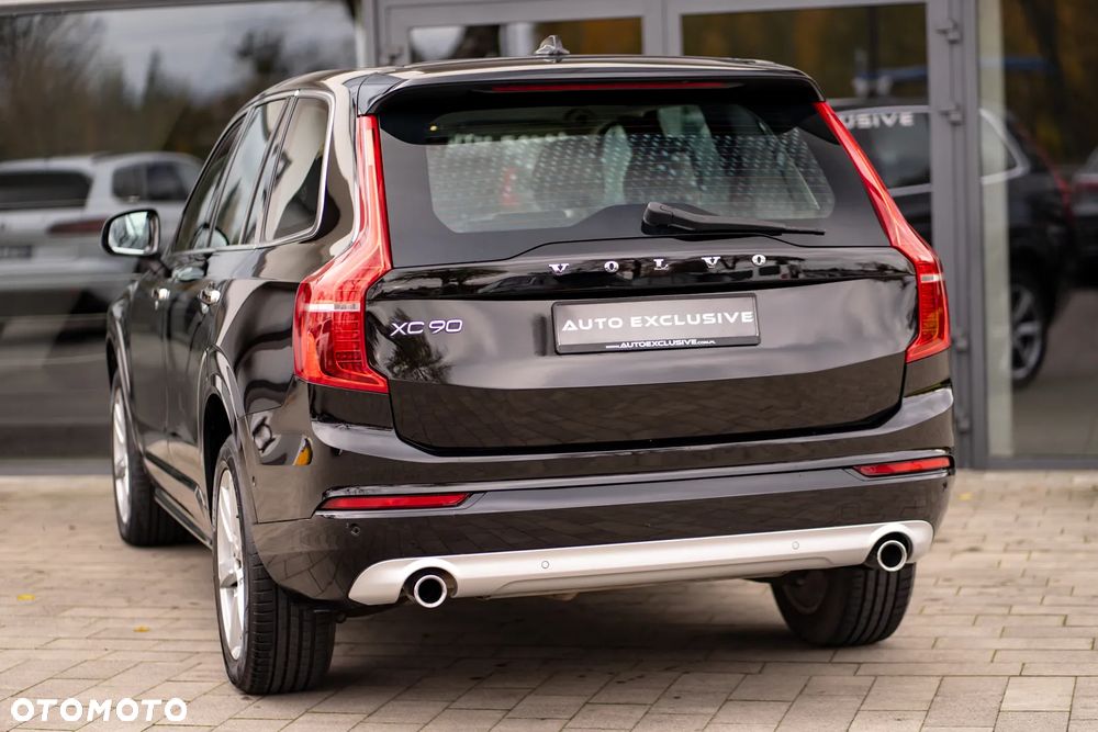 Volvo XC 90 D5 AWD Momentum - 25