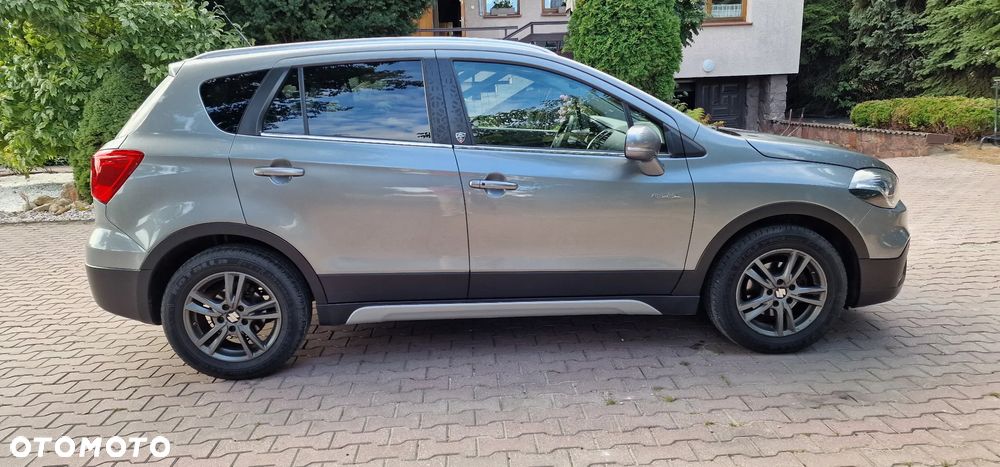 Suzuki SX4 S-Cross 1.4 T Premium 4WD - 33