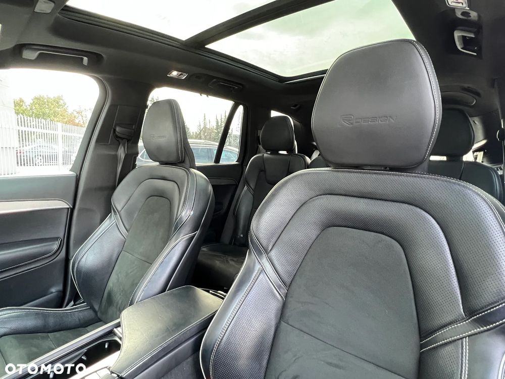 Volvo XC 90 D5 AWD R-Design 7os - 23