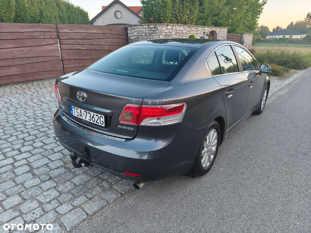 Toyota Avensis - 3
