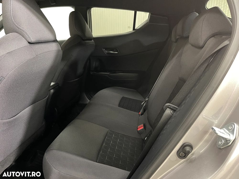 Toyota C-HR 2.0 HSD 184 CP 4x2 CVT C-ult Style - 11